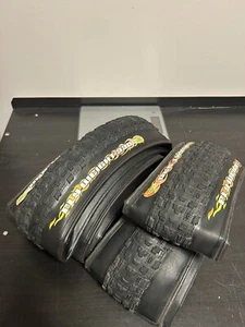 Maxxis FLY WEIGHT 330 Mountain Bike Tires Set 26"x 1.95 - Picture 1 of 11
