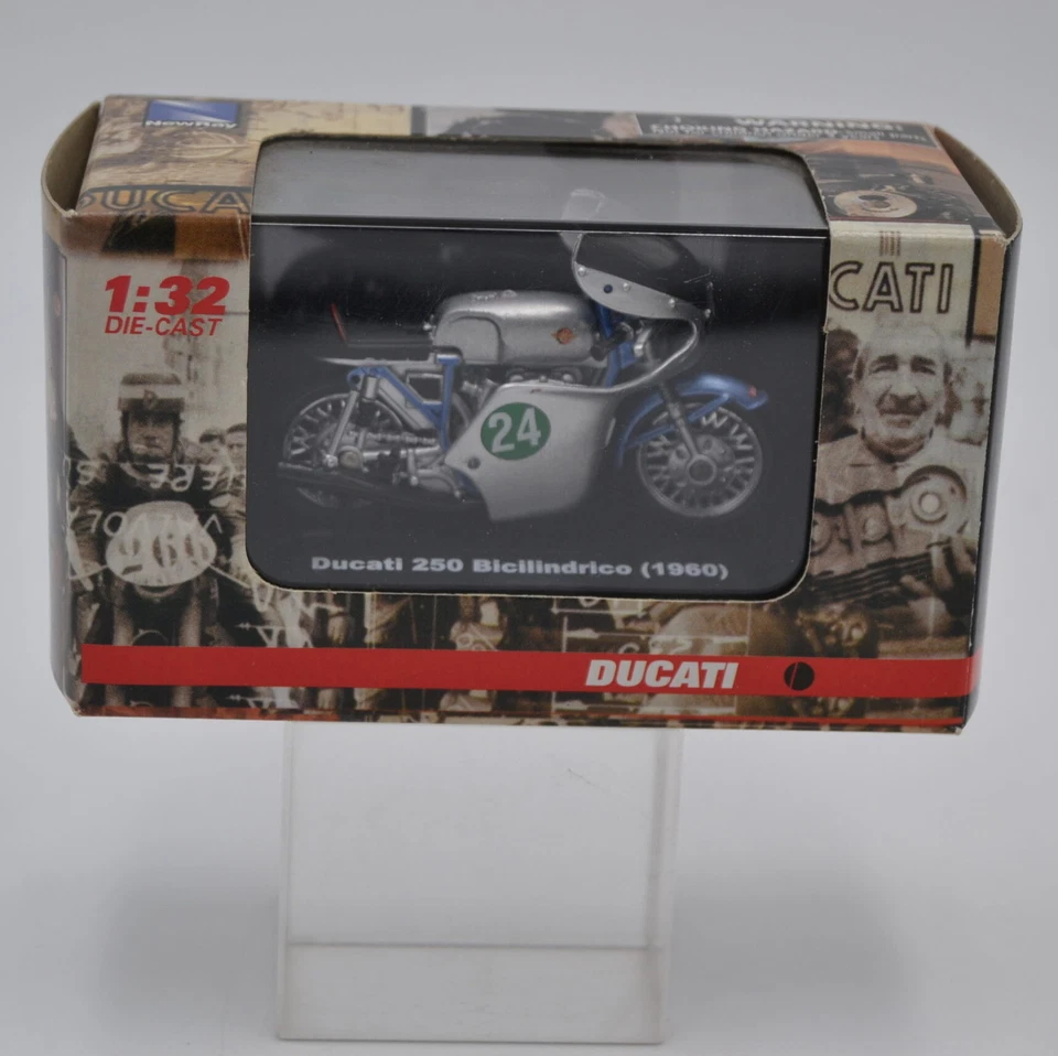 Die Cast " Ducati 250 BICILINDRICO - 1960 " Newray 1/32 - Image 1 of 1
