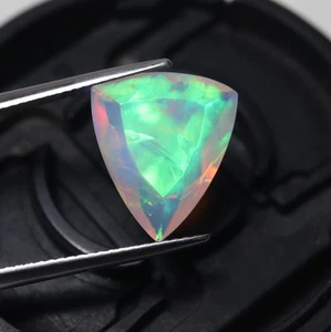 4,7 kt 14,9 x 13 mm natürlicher AAA auffälliger Multi Feuer äthiopischer Opal facettierte Billion - Bild 1 von 7
