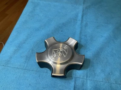 "Buick Rendezvous 2002-2004 16"" cubo de rueda tapacubos central original de fábrica 9593778" Foto 1 de 4