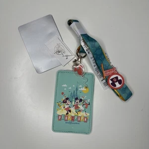 Nuevo cordón y soporte de identificación Mickey Mouse & Friends Play in the Park de los parques de Disney - Imagen 1 de 8