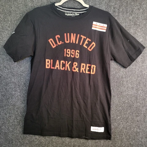 MENS MLS MITCHELL & Ness Small DC United Black & Red Tailored Fit Cotton Soccer Cover