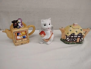 LOT Of 3 Vintage Miniature Porcelain & Ceramic Tea Pots - Picture 1 of 24