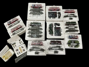 HAWTHORNE VILLAGE BACHMANN 11 COCHES Y MOTOR y personas extra - Imagen 1 de 19