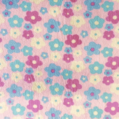 PICO TEXTILES, INC Daisy Flower Print Fleece Fabric - 60" Wide - Sold by The Yard & Bolt