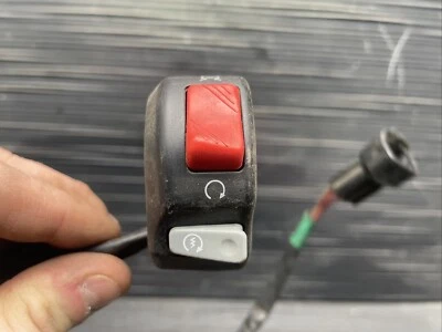 2013 Kawasaki Ninja zx6r right handlebar start button switch #33253 - Image 1 of 4