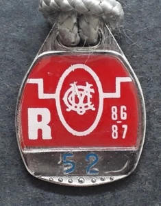1986-87 Melbourne Cricket Club Reserve Membership Badge - Bild 1 von 2