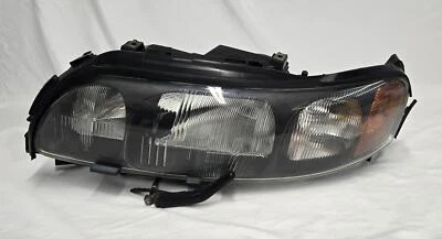 Conjunto de faros halógenos para conductor izquierdo exterior izquierdo Volvo S60 2001-2006 Foto 1 de 4