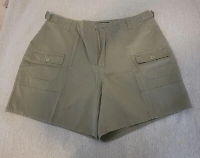 Shorts de algodão Lane Bryant - Verde exército - Tamanho 16 - Imagem 1 de 4