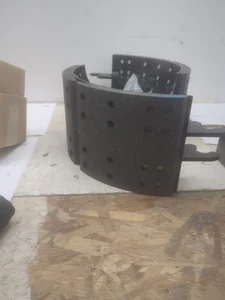 Carlisle Brake Shoe Kit BK4515Q-E-MB23 - Bild 1 von 4