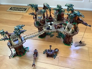 LEGO Star Wars: Ewok Village (10236) Complete - NO MINIFIGS - Picture 1 of 12