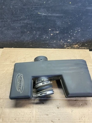 Коробка очистителя воздушного фильтра 2007–2012 Chevrolet Colorado V2811 DG - Изображение 1 из 4