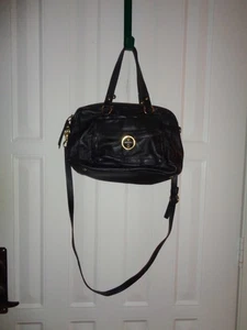 Vintage Coach Black Handbag Purse Crossbody Bag Medium Size No Hang Tag - Picture 1 of 6