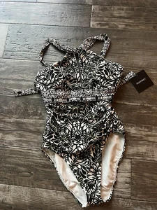 Ellen Tracy Women's Green Halter One Piece Swimsuit Size 8 Bathing Suit Floral - Picture 1 of 6