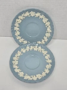 Vintage Wedgwood Etruria Barlaston geprägt Queensware Untertasse Teller 5 7/8" 2er Set - Bild 1 von 4