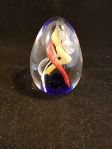 BlownGlass ORB paper weight Dynasty Gallery Heirlloom Collectibles egg shape - Picture 1 of 4