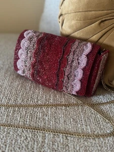 Anthropologie Samen Perlen Crossbody Clutch Handtasche rot rosa Art Deco überbacken Neu mit Etikett - Bild 1 von 23