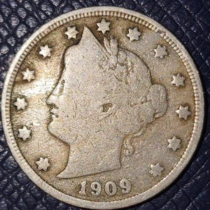 1909 Liberty/V Nickel (VG-) : Comb. Shipping - Picture 1 of 3