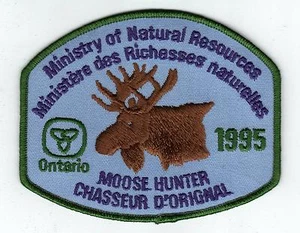 Parche de cazador de alces Ontario MNR 1995-Michigan DNR ciervo-oso-alce-cresta-insignia-pescado - Imagen 1 de 1