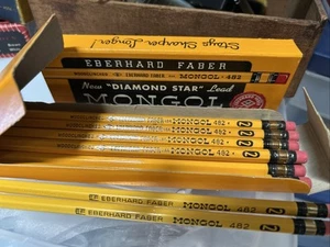 Eberhard Faber Mongol 482 F #2 3/8 Woodclinched 10Pencils Sliding Box See Pic - Picture 1 of 3
