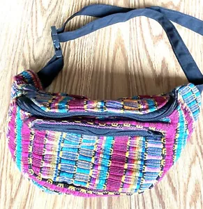 Riñonera Tejida Multicolor Tonos Joya Colorido Boho Correa Ajustable - ¡Limpia! - Imagen 1 de 5