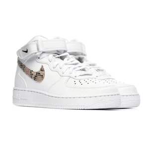 Nike Wmns Air Force 1 07 Mid Snakeskin Swoosh White Damen Freizeitschuh DD9625-101 - Bild 1 von 7