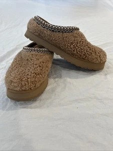 UGG Tasman Maxi Curly Genuine Shearling Slipper, Größe US 6 - Braun, Herren - Bild 1 von 12