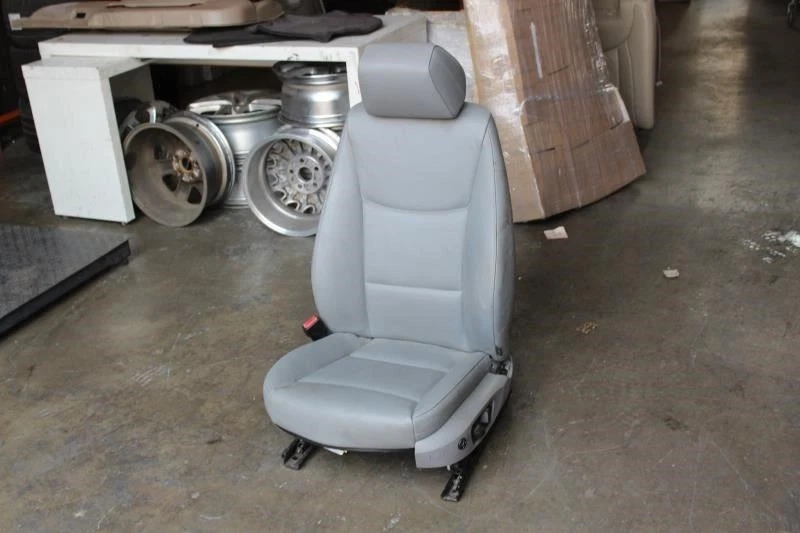 2008 BMW 328i 328xi LEFT DRIVER FRONT SEAT GRAY LEATHER ELECTRIC SEDAN Foto 1 de 4
