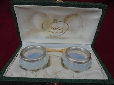 salerons anciens argent ? métal argenté verre opaque dlg de Sabino + cuillère - Photo 1/4