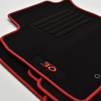 MP Velours Logo Fußmatten für Hyundai i30 Typ PDE Schrägheck ab Bj. 01.2017 rot - Bild 1 von 4