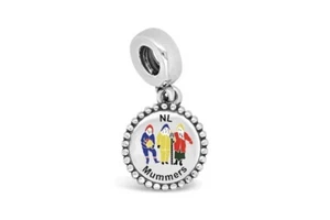 AUTH PANDORA SS *CANADIAN EXCLUSIVE* MUMMERS USB791169-4166- NOT AVAILABLE USA - Picture 1 of 13