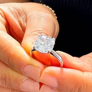 BIG 14K WHITE GOLD CUSHION CUT SIMULATED DIAMOND ENGAGEMENT RING BRIDAL 4.00CT - Picture 1 of 12