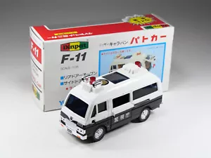 YONEZAWA DIAPET - F-11 - Nissan Caravan Patrol Car - 1/35 - Battery operated - Imagen 1 de 5