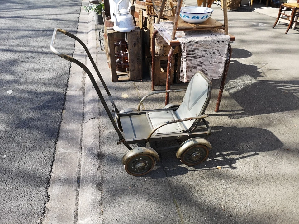 Poussette ancienne année 40/50 - Photo 1/3