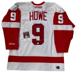 GORDIE HOWE SIGNED CCM DETROIT RED WINGS JERSEY JSA COA LARGE - Picture 1 of 4