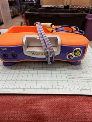 V Tech V Smile Games, Consoles, Keyboard, Joysticks, Art board - Image 1 of 4