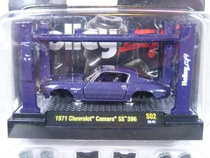 M2 Machines Model-Kit '71 Chevy Camaro SS 396 Purple Holley S02 New 1:64 - Picture 1 of 5