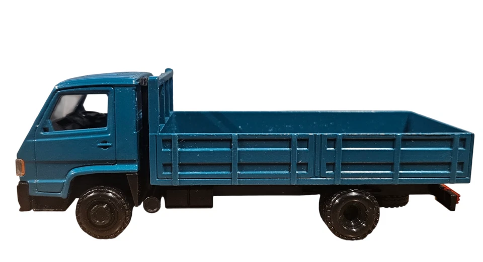 NZG 1/43 MERCEDES LKW MB700 - 397 - Immagine 1 di 2