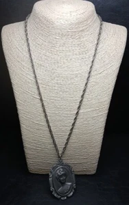 Vintage Signed COLONIAL Chain Necklace Cameo Lady Pendent Pewter. 10766 - Picture 1 of 8