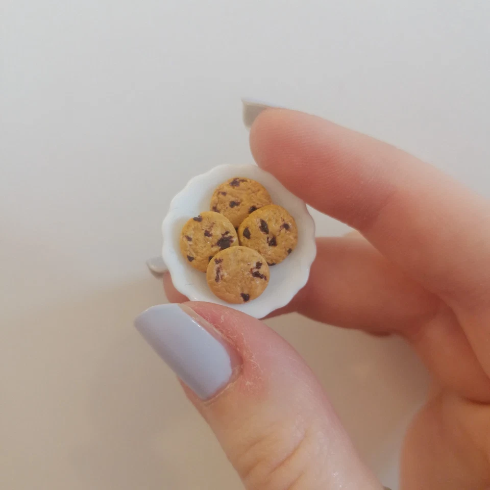 Miniatura dollhouse COOKIES 4 pz in scala 1:12  fatto a mano in fimo - Immagine 1 di 4