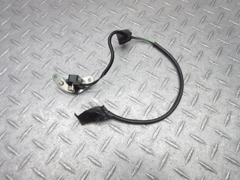 2005 04-05 Suzuki GSXR 600 GSXR600 импульсная катушка звукосниматель датчик зажигания двигателя - Изображение 1 из 4