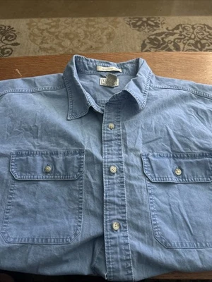 Men’s XXL Ll Bean Chambray  Short Sleeve Button Down Blue ￼ - Image 1 of 3