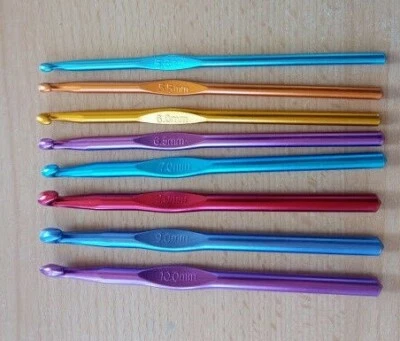 Häkelnadeln Nadel 5,0 5,5 6,0 6,5 7 8 9 10 mm Häkeln für Amigurumi Basteln NEU