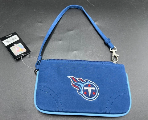 Tennessee Titans Wristlet/Purse NFL Zipper Pocket Interior.  Strap Cover