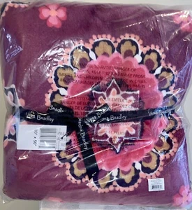 VERA BRADLEY Throw Blanket Fleece 80 x 50 RASPBERRY MEDALLION NWT  #23653-I71 - Picture 1 of 6