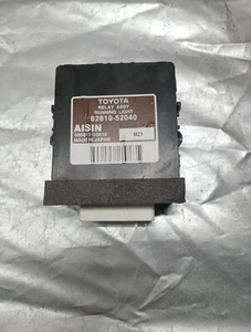 2007-2011 Toyota Yaris Running Light Control Module Used OEM - Picture 1 of 4