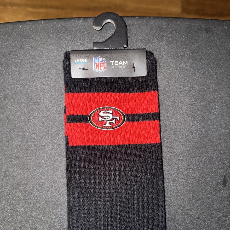 San Francisco 49ers NFL 4 Stripe Deuce Socks Large Men's for Bare Feet