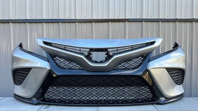 !!️ ¡¡SIN ENVÍO!!️ PARACHOQUES DELANTERO TOYOTA CAMRY PLATEADO 2018 2019 2020 Foto 1 de 3