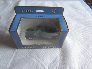 1989 Ertl Classic Vehicles: Dark Green Ford '49 Coupe NIP - Picture 1 of 6