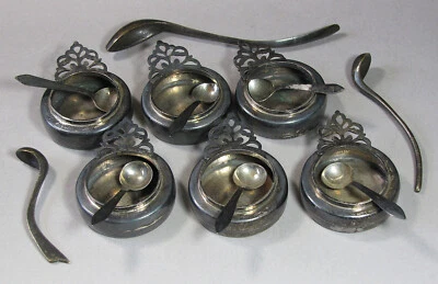 Un fino 6 recipientes de plata de ley con 6 cucharas y 3 cucharas medicinales de bronce- Foto 1 de 4